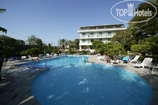 Hotelier's photos Alpha 4*