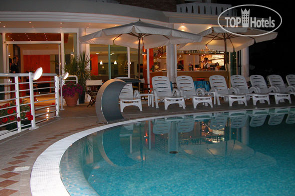 New photos from tourists San Francisco hotel  Lignano 3*