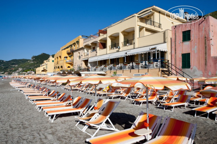Hotel photo Al Saraceno Varigotti 5*