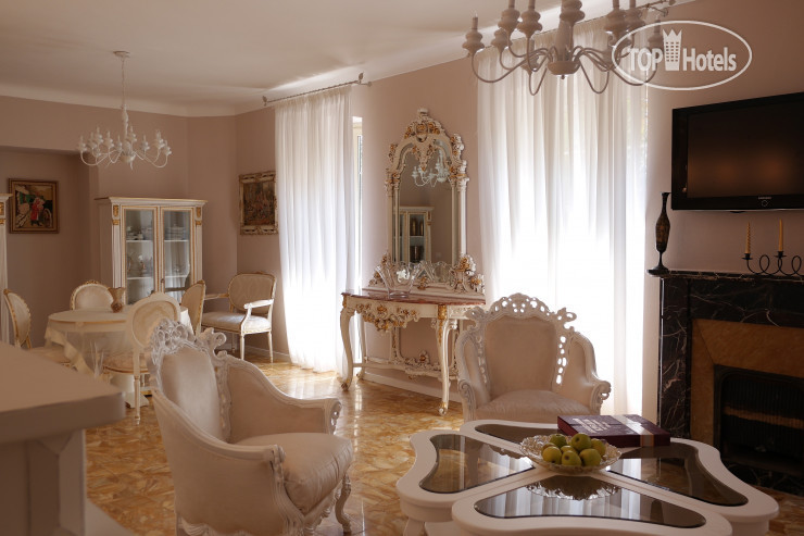 Hotelier's photos La Scogliera 3*
