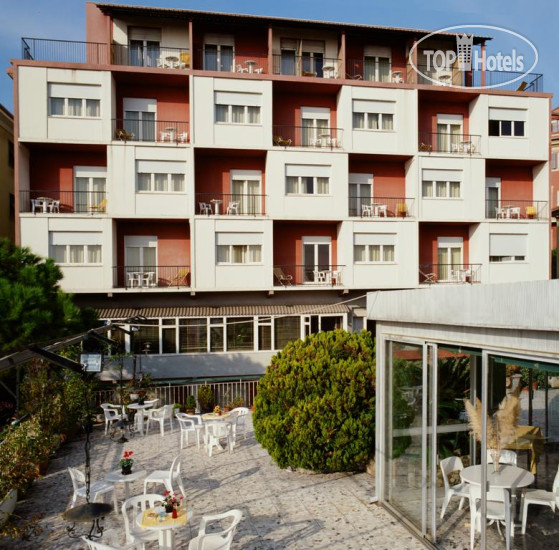 Hotel photo Robinia 3*