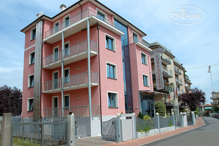 Hotel photo Ambasciata 3*