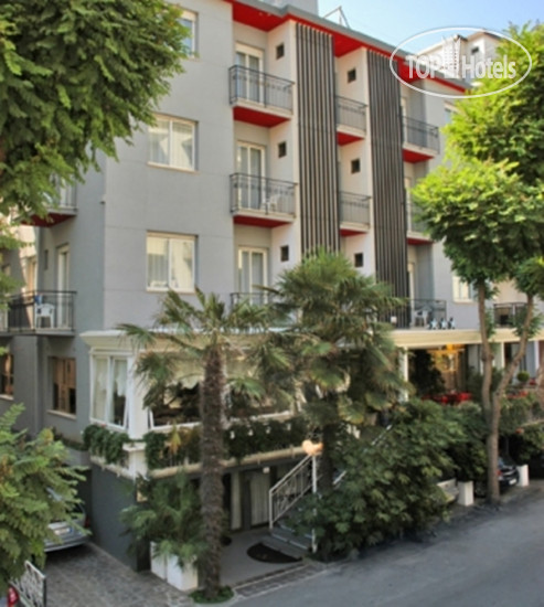 Hotel photo Manu 3*