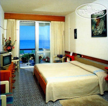 Hotelier's photos Terminal 3*