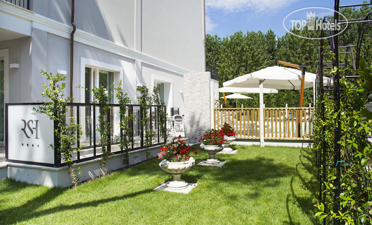 Hotelier's photos Rimini Suite Hotel 4*