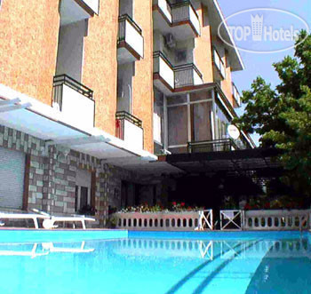 Hotelier's photos Apis 3*