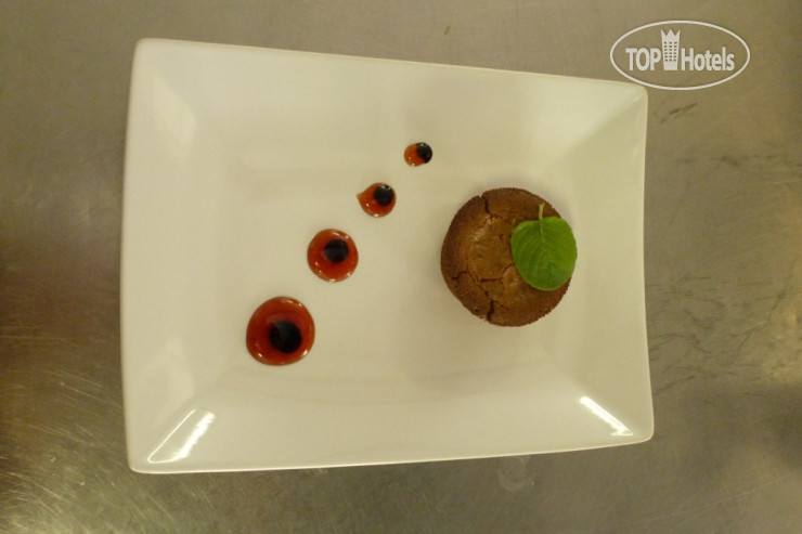 New photos from tourists Sara Hotel 3*