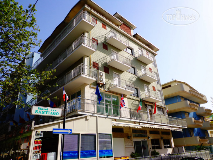 Hotel photo Half Moon 3*