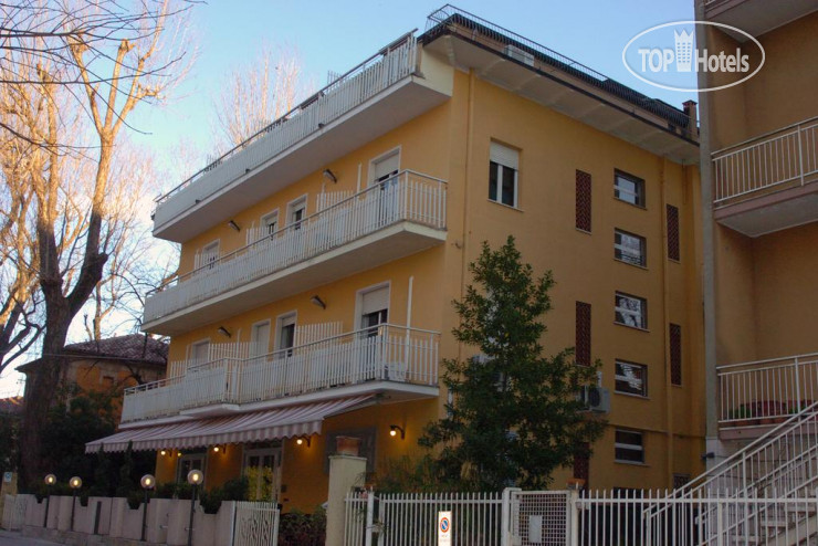 Hotel photo Amica 2*