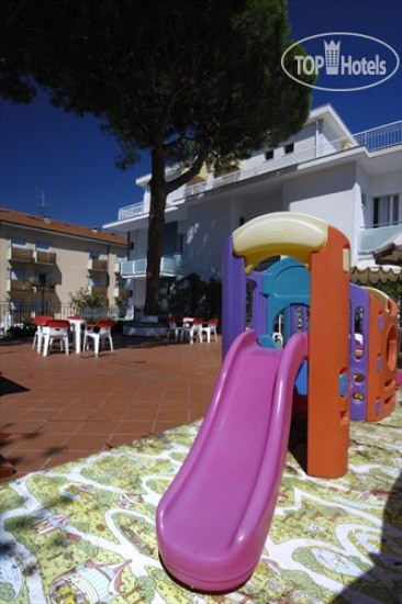 New photos from tourists Villa Dei Fiori 3*