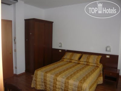 New photos from tourists Monica 3*