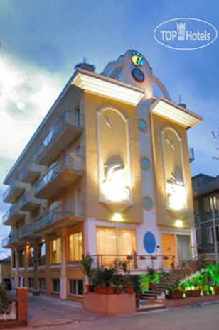 Hotel photo Carolin 3*