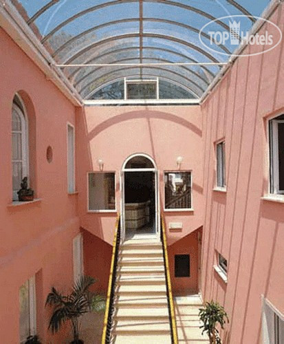 New photos from tourists Vittoria hotel Ischia 3*