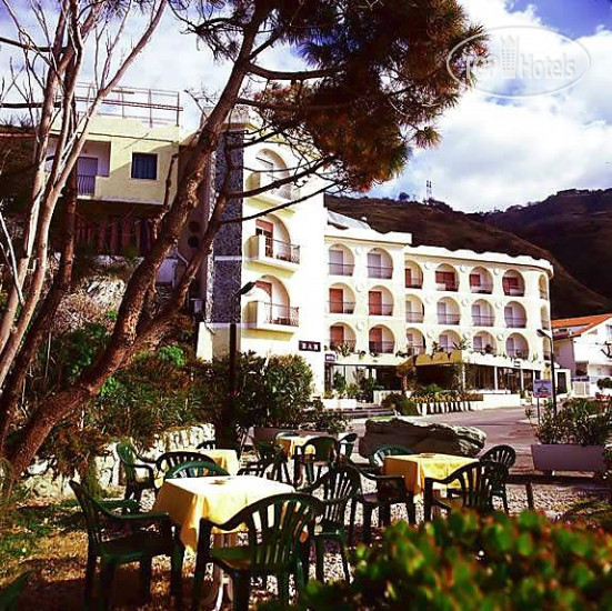 New photos from tourists La Scogliera 4*