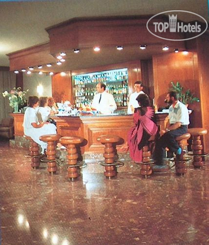 Новые добавленные фото туристов Alexander 4*