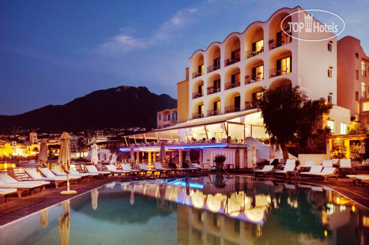 Hotel photo L'Albergo della Regina Isabella 5*
