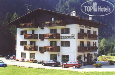Hotel photo Cesa Edelweiss hotel Campitello di Fassa 2*