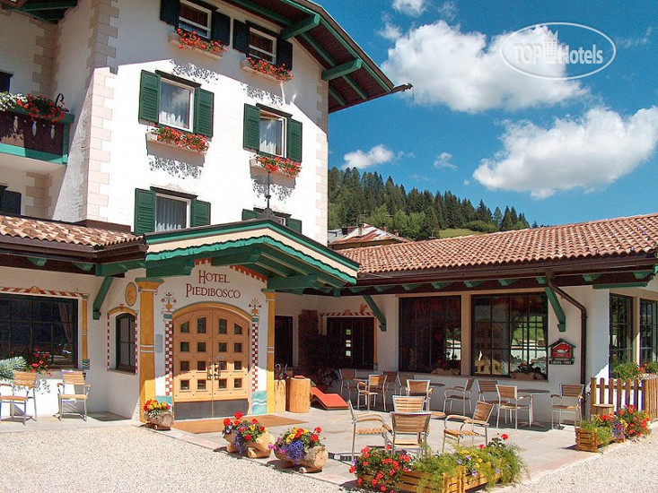 Hotel photo Piedibosco hotel Moena 3*