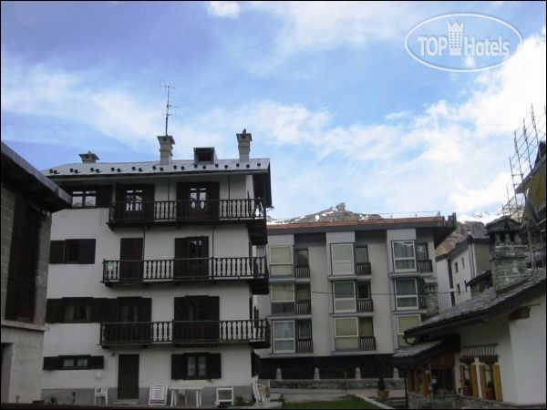 Hotelier's photos Res. Maison Blanche 2*