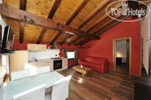 New photos from tourists Hosquet Lodge APT