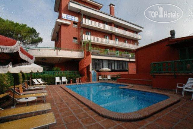 Hotelier's photos La Querceta 3*