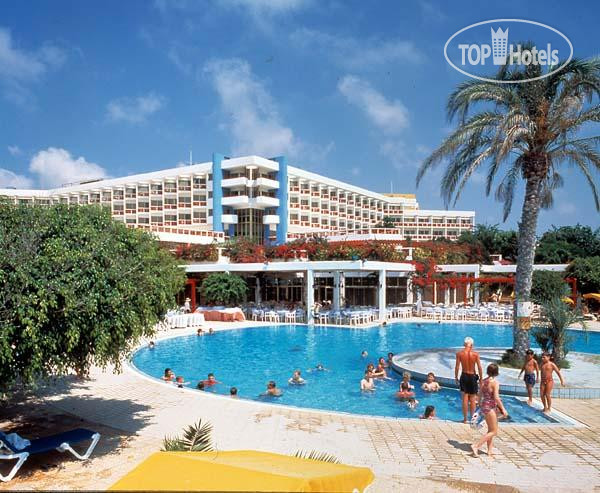 Hotelier's photos Leonardo Laura Beach & Splash Resort 4*