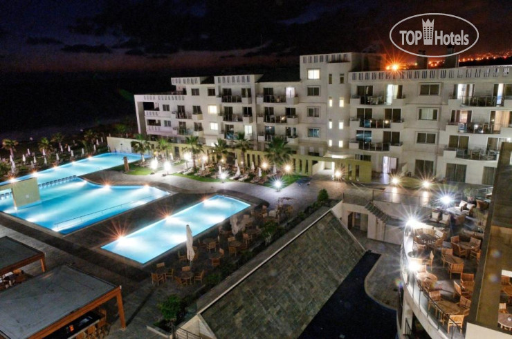 Фотографии отеля  Capital Coast Resort & Spa 4*