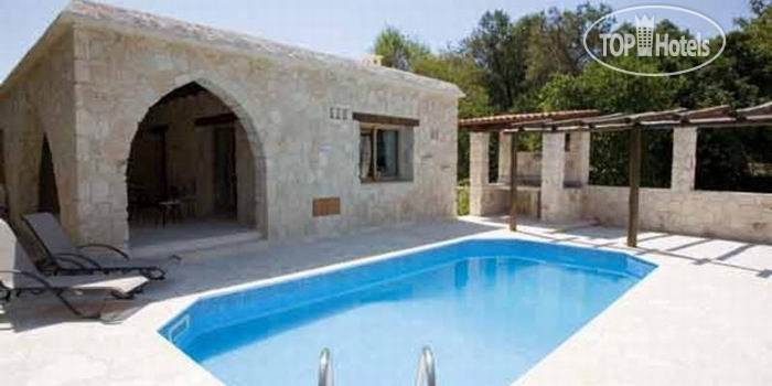 Hotelier's photos Villa Violaris APT