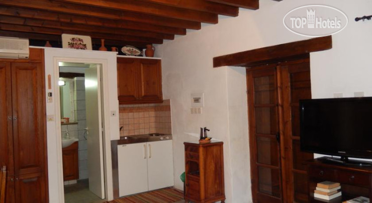 New photos from tourists Nikis House 3*