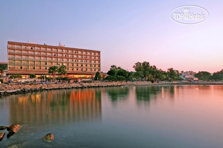 Hotel photo Crowne Plaza Limassol 4*
