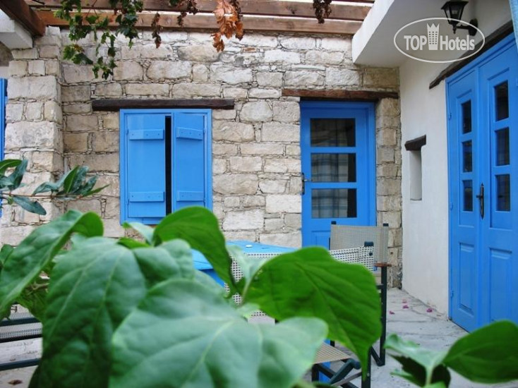 New photos from tourists Archondia House