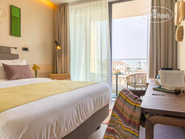 Hotel photo Hotel Indigo Larnaca 4*