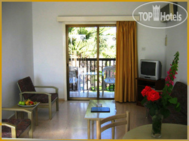 New photos from tourists Loutsiana APT