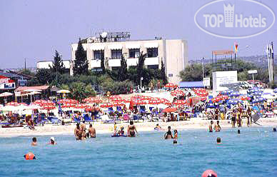 New photos from tourists Maroulla 2*