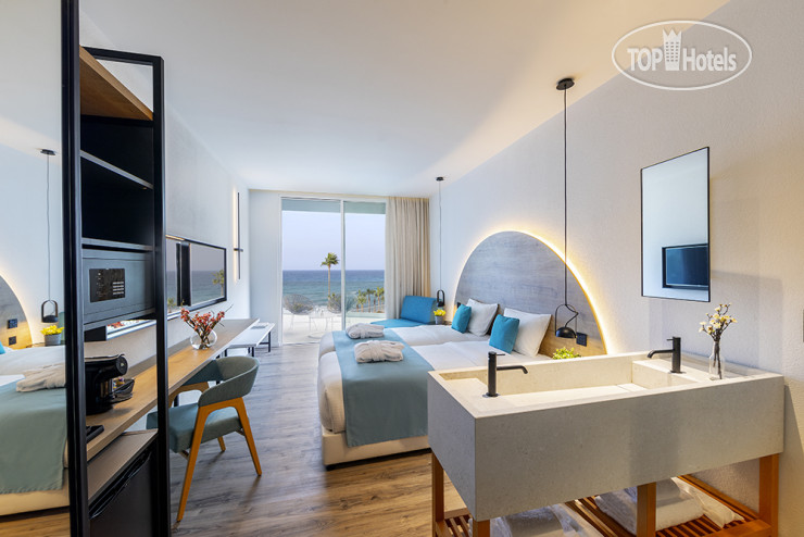 Hotel photo Flamingo Paradise Beach Hotel 4*