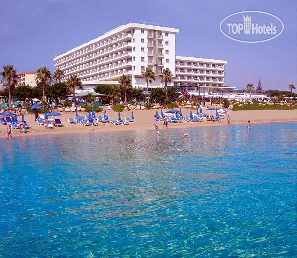 Hotelier's photos Sunrise Beach 4*