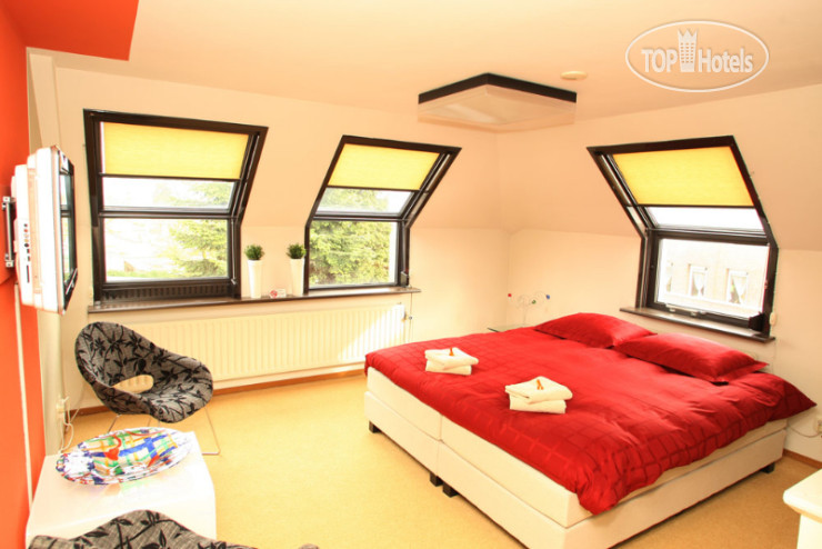 New photos from tourists T Klooster 1*