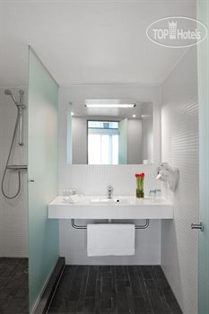 New photos from tourists Park Plaza Amsterdam Airport 4*