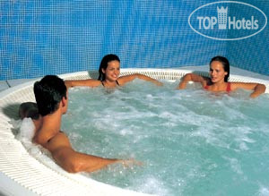 New photos from tourists De Guimaraes 4*