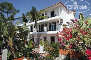 Hotel photo The Flame Tree Madeira  2*