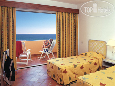 New photos from tourists Meia Praia Beach Club 3*