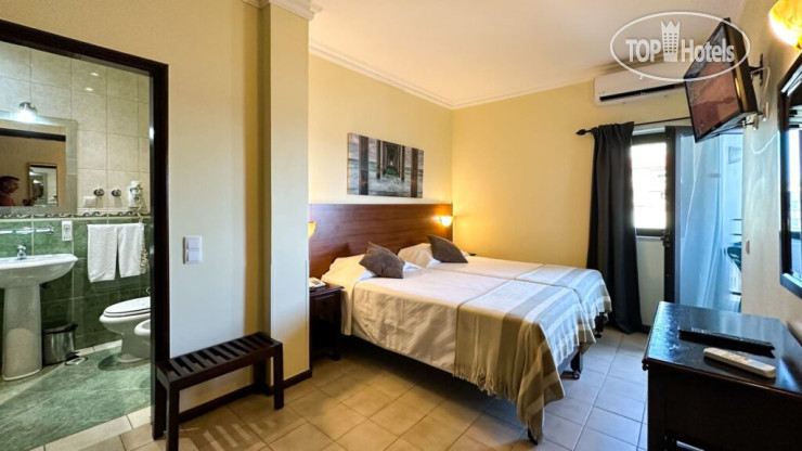 Hotel photo Avenida Praia 3*
