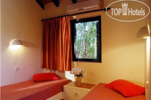 New photos from tourists Pedras da Rainha 3*