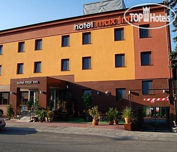 Hotelier's photos Max Inn Hotel 3*