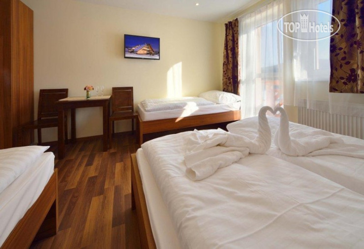 New photos from tourists Villa Gloria 3*