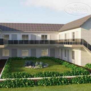 Aperion Beach Hotel 4*