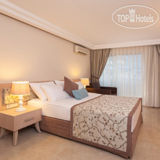 Xperia Saray Beach 4*
