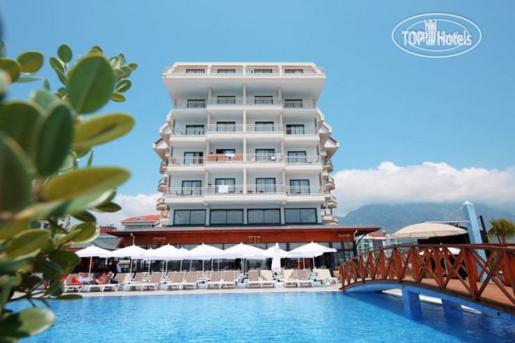 Sey Beach Hotel & Spa 4*