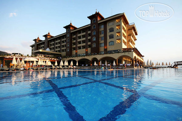 Photos Utopia World Hotel