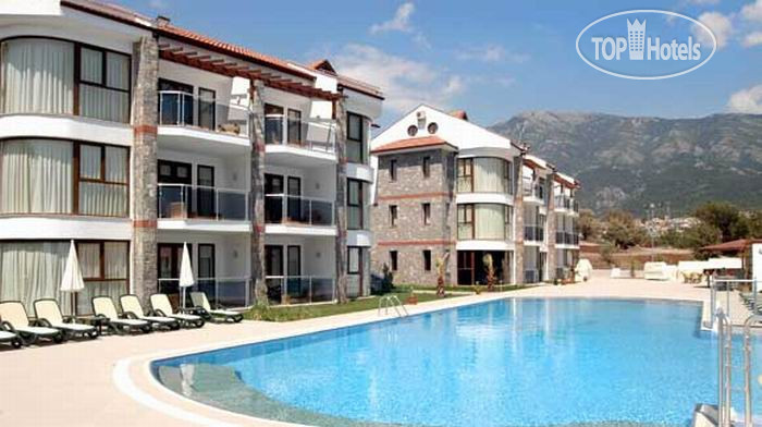 Фото Golden Life Heights Deluxe Suite Hotel